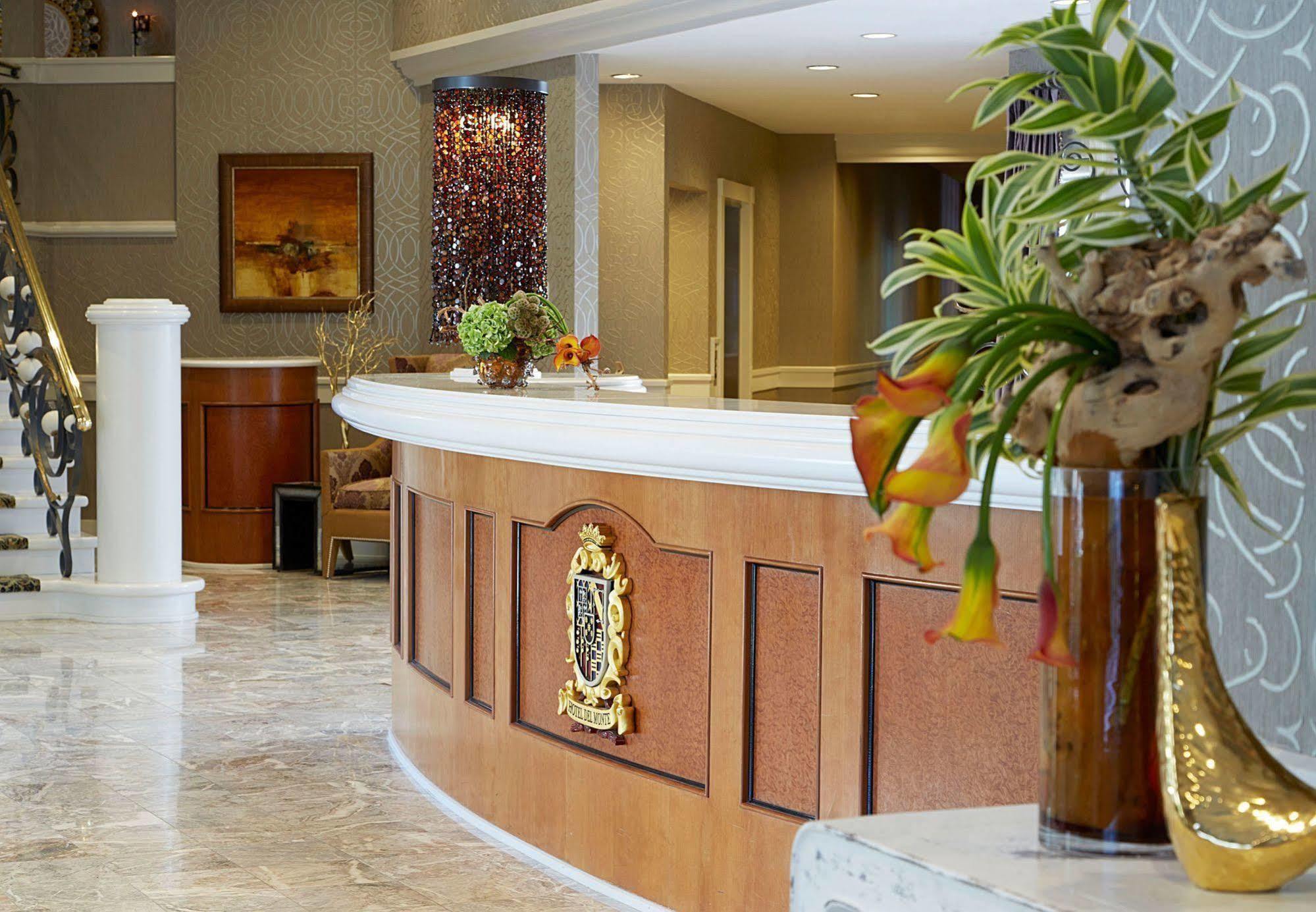 The Del Monte Lodge Renaissance Rochester Hotel&Spa Extérieur photo